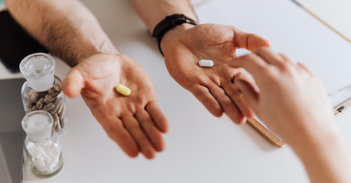 HIV Patients Live Longer, Take More Pills